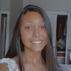 Meet your Posher, Lidia